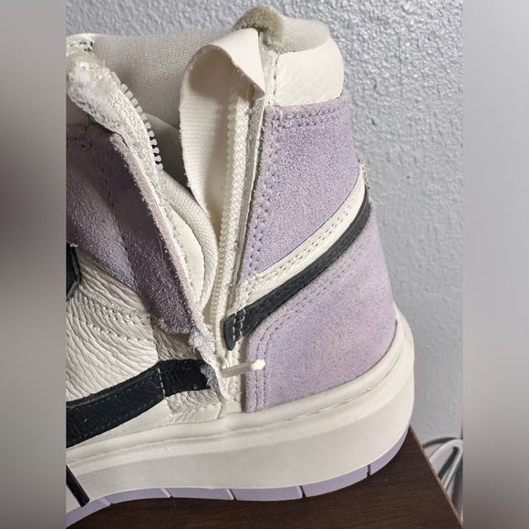 Nike Air Jordan 1. Women’s size 11. - Picture 6 of 11